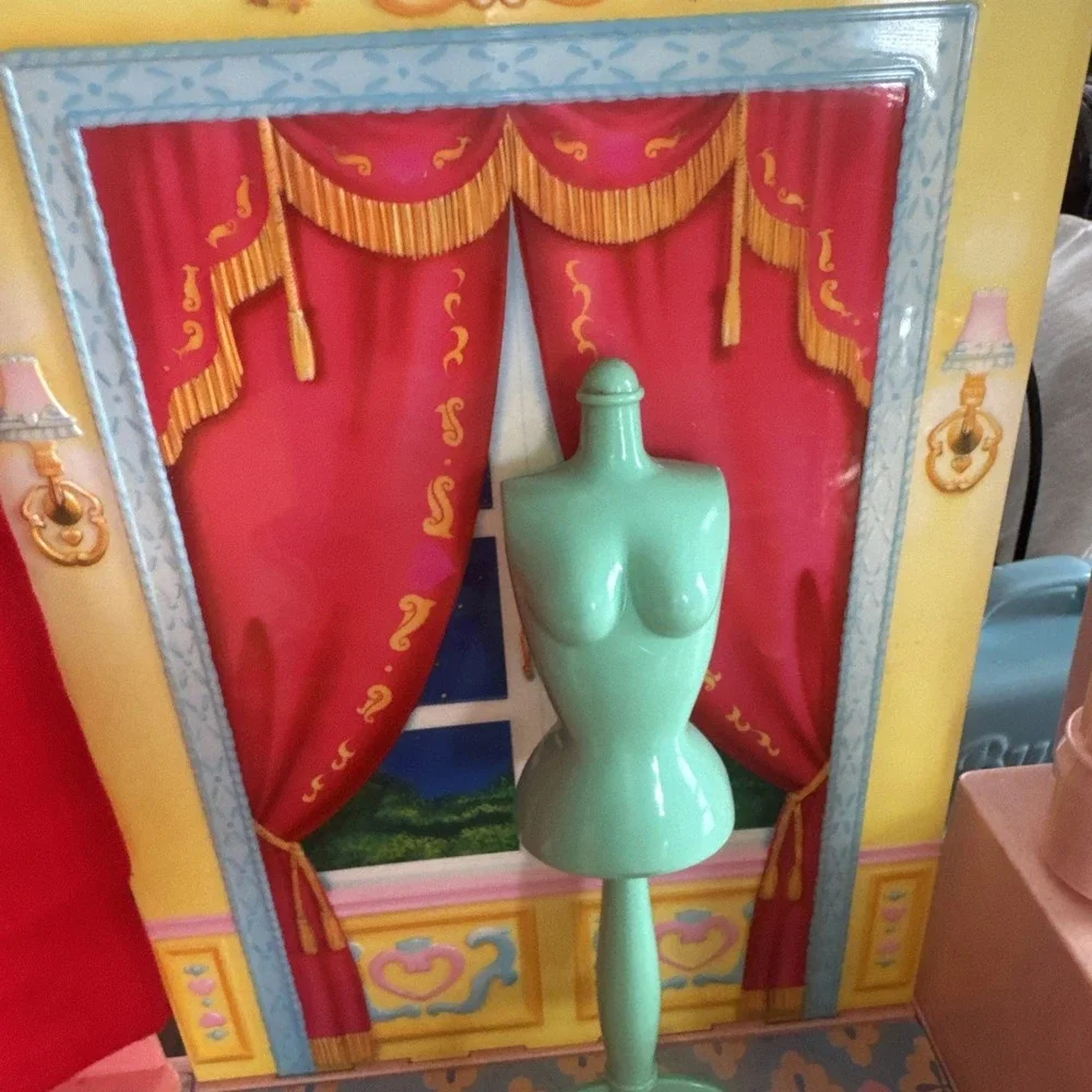 Sailor moon Sailor Team‎ Sparkling Castle doll house with box